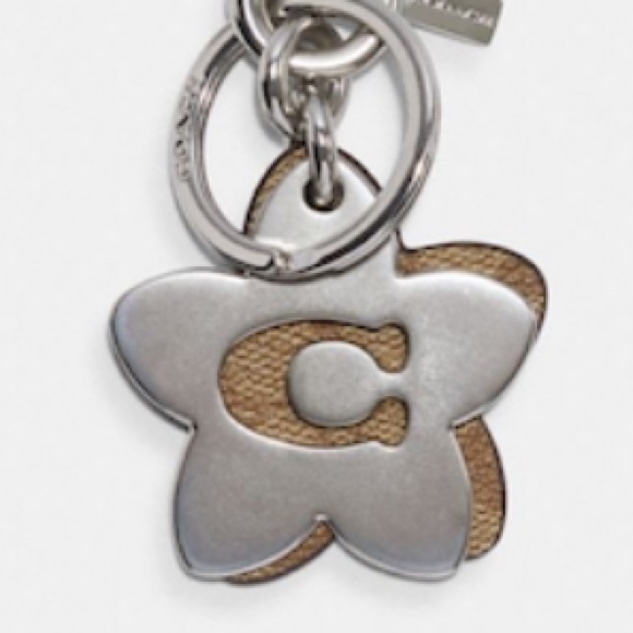 NWT Signature Coated Canvas/Silver Key ring/Charm - Picture 3 of 4